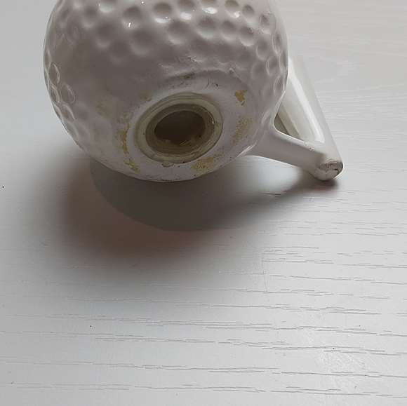 Ceramic Salt and pepper shakers golf balls Matane Québec - Picture 8 of 8